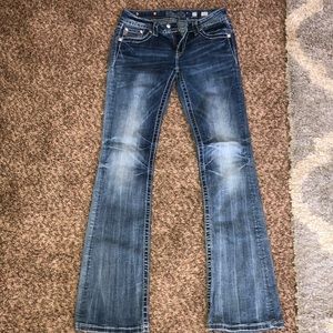 Boot cut Miss me jeans in great condition!